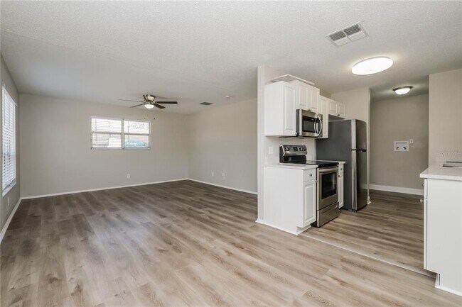 Foto del edificio - 425 S Disston Ave