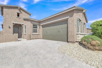 Building Photo - 1900 N 140th Dr