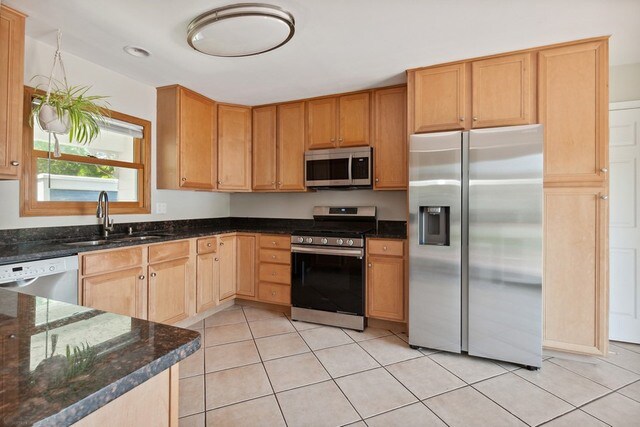 Cocina - 710 Silver Rock Ln