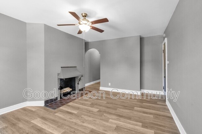 Foto del edificio - 328 Elmwood Ave