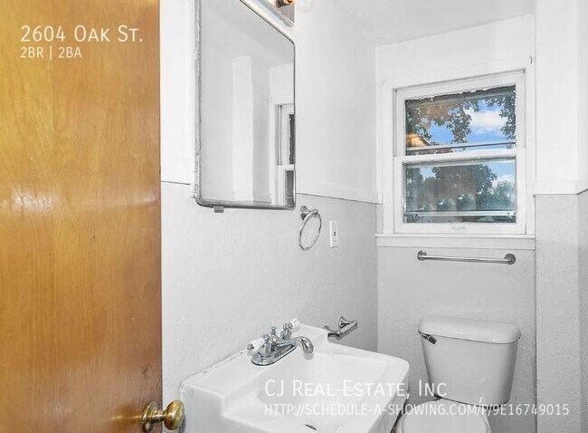 Foto del edificio - 2604 Oak St