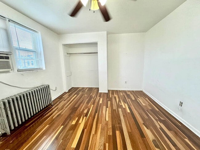 Foto del edificio - 2102 S 64th St