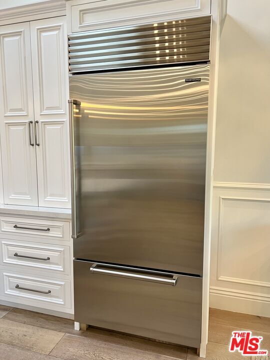 Foto del edificio - 7016 Hartcrest Dr