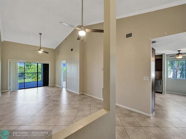 Building Photo - 3100 NW 46th St