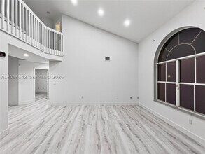 Building Photo - 3215 N 36th Ave