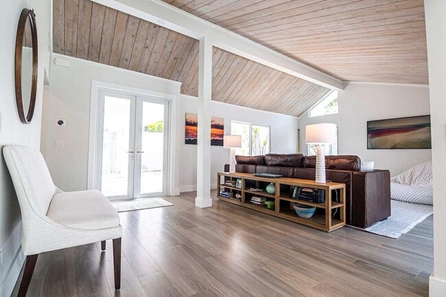 Foto del edificio - 103 W Sandpiper Cir