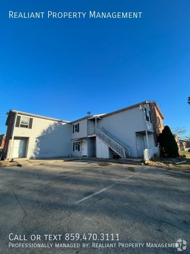 Building Photo - 120 Wichita Dr