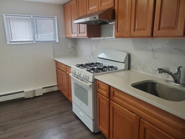 Foto del edificio - Bright 2 bedroom apartment