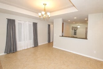 Building Photo - 3306 Dandelion Dr