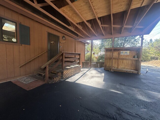Foto del edificio - Solar 3 Bd/ 2 Ba. Single-Family Home Rental