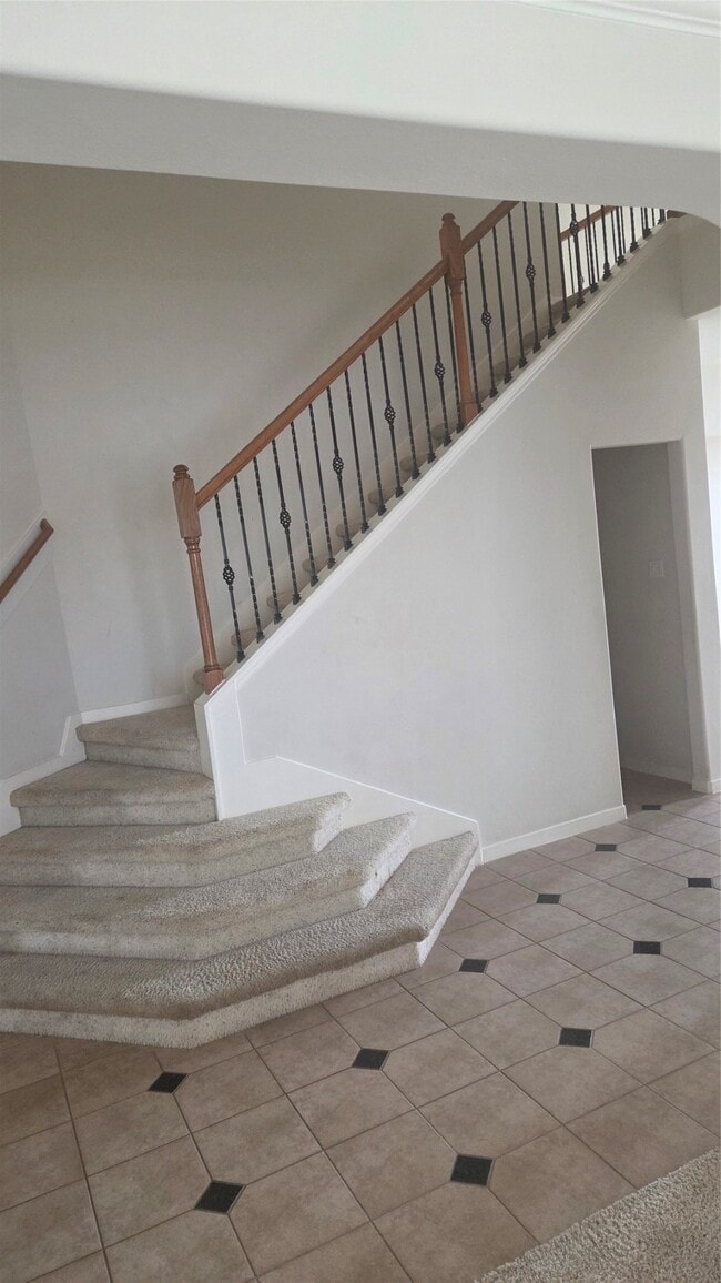 Foto del edificio - 2103 Trinity Manor Ln