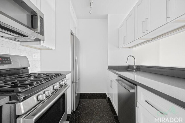 Foto del edificio - 1 bedroom in New York NY 10023