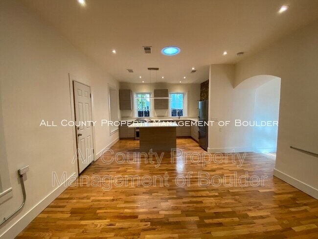 Foto del edificio - 528 Pearl St