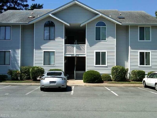 BEACH BOROUGH - BEACH BOROUGH House