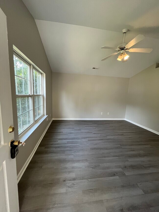 Foto del edificio - 2307 Toddville Rd