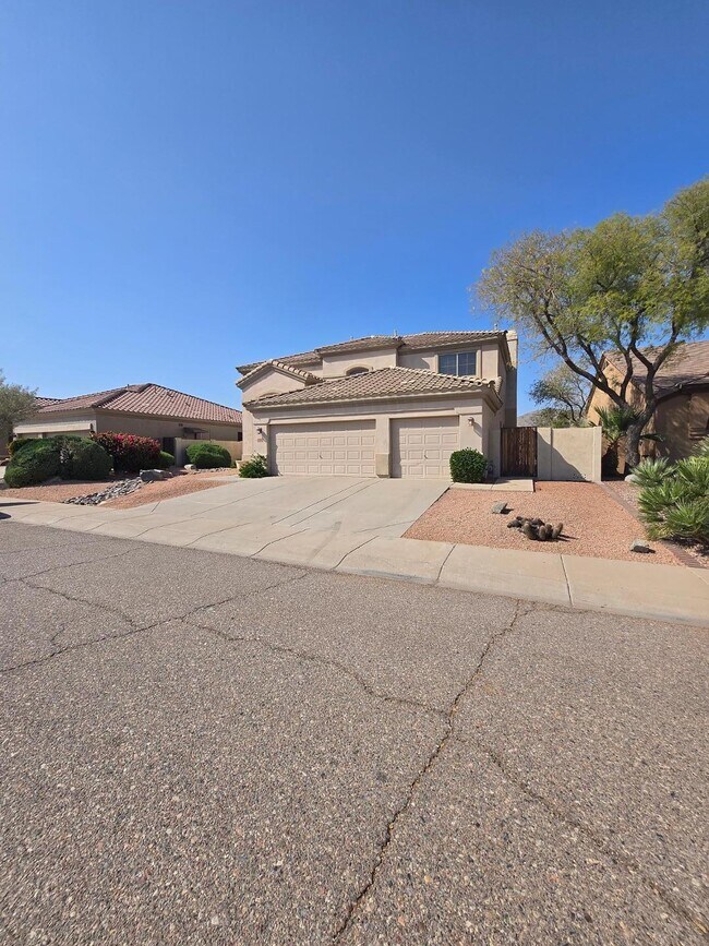 Building Photo - 918 W Windsong Dr