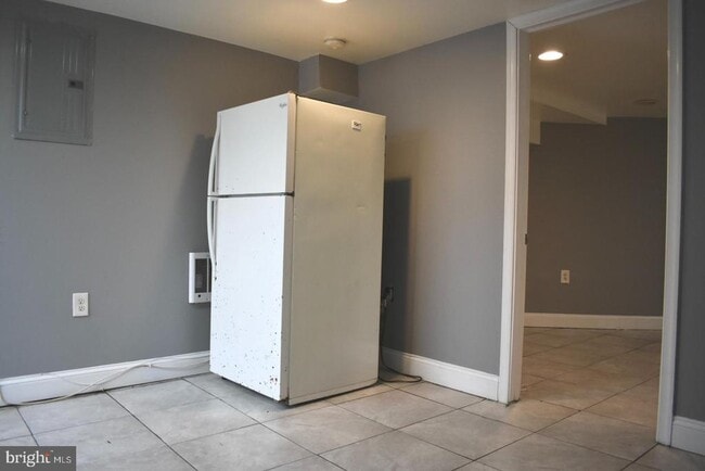 Building Photo - 7235 Haverford Ave