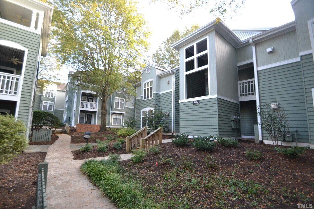 Primary Photo - 1000 Nicholwood Dr