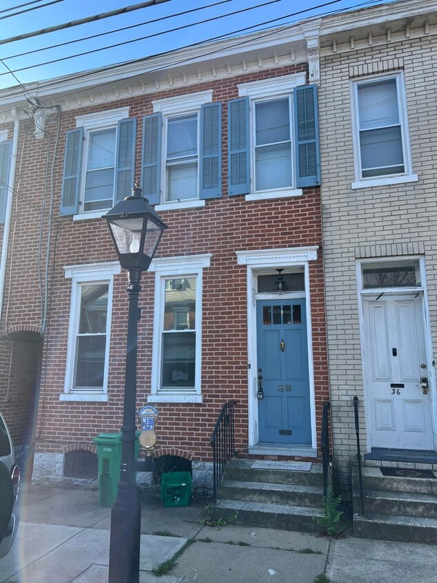 38 E North St Unit Apt 1, Carlisle, PA 17013 - Room for Rent in ...