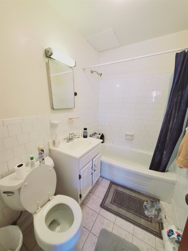 Building Photo - 960 Hope Street Apt #2, Stamford, CT 06907...
