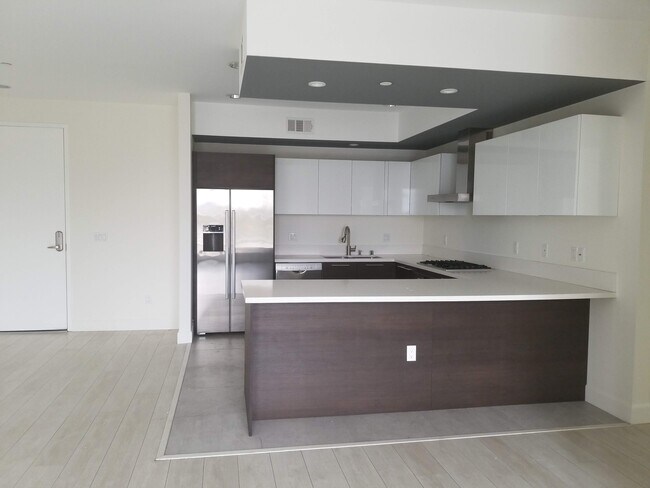 Foto del edificio - 118 S Kenwood St