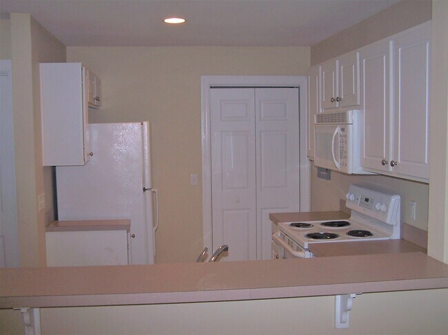Building Photo - 82 Cassandra Ln