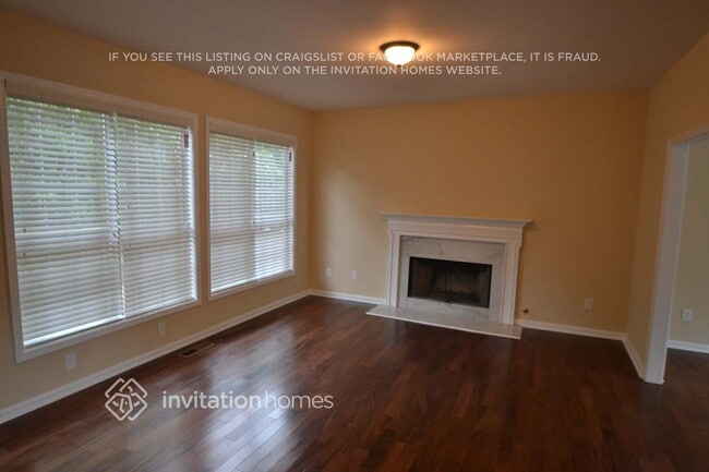 Building Photo - 5330 Holly Springs Dr