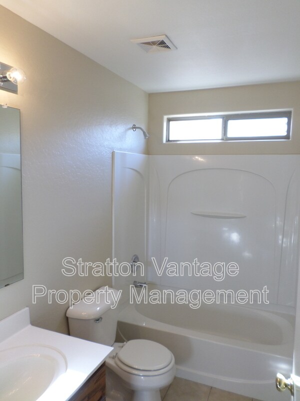 Foto del edificio - 2553 E Meadow Mist Ln