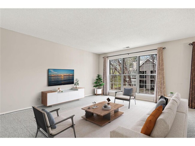 Foto del edificio - 6147 Chasewood Pkwy