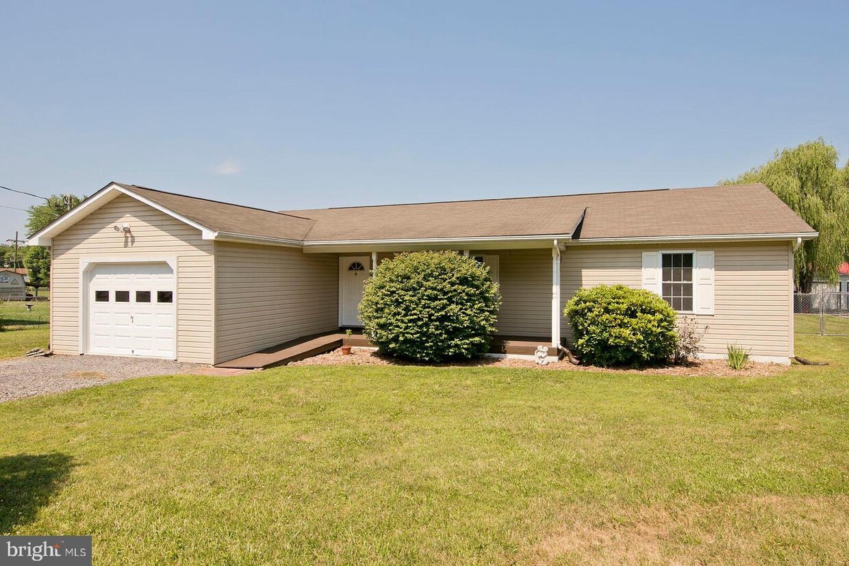 Primary Photo - 151 Alkire Ct