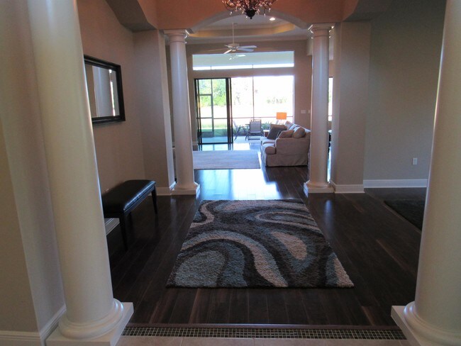 Foto del edificio - 15007 Castle Park Terrace