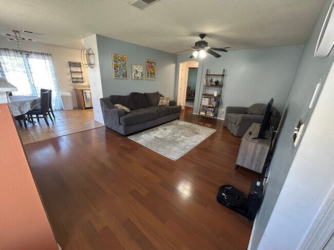 Foto del edificio - 7535 Cripple Creek Rd NW