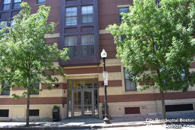 Foto del edificio - 535 Harrison Ave