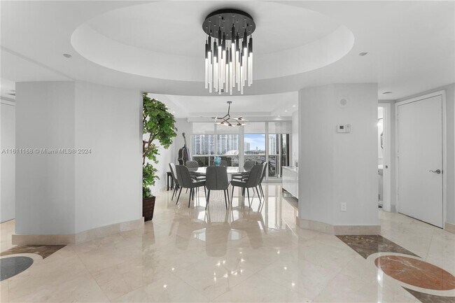 Foto del edificio - 19111 Collins Ave
