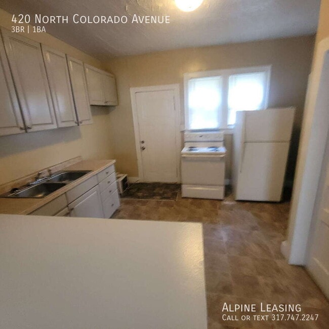 Building Photo - 420 N Colorado Ave