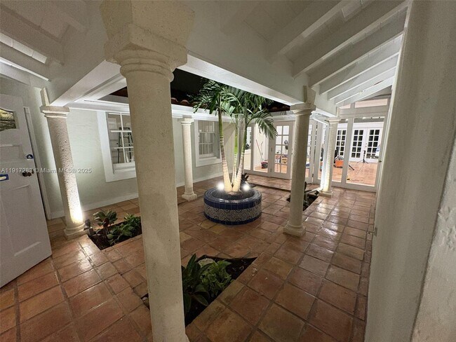 Foto del edificio - 3240 Morris Ln