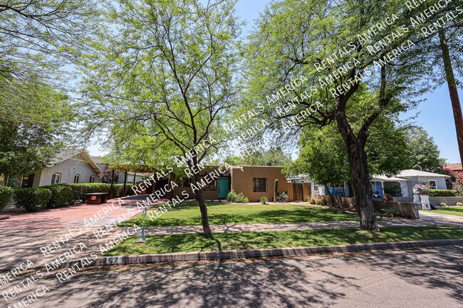 Building Photo - Charming Historical Home in the Willo Hist...
