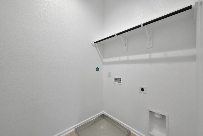 Building Photo - 543 Longleaf Pine Dr