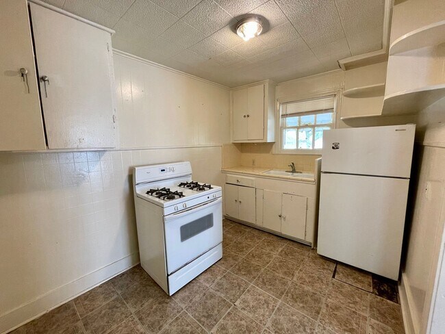 Foto del edificio - 4143-4143 Ector Ave