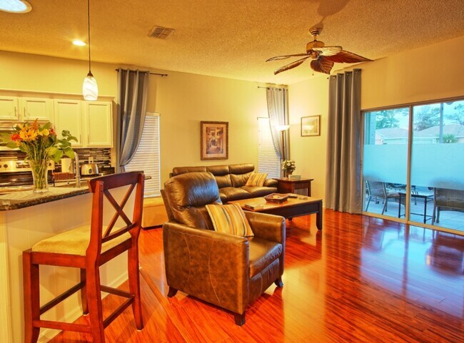 Foto del edificio - 2515 Grey Dove Ct