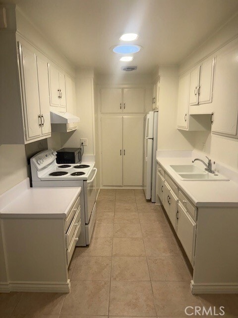 Foto del edificio - 2210 Via Mariposa E