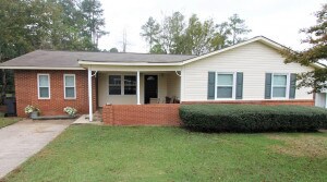 Foto principal - 1119 Eisenhower Dr