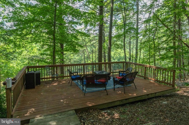 Building Photo - 11000 Stonebrook Dr