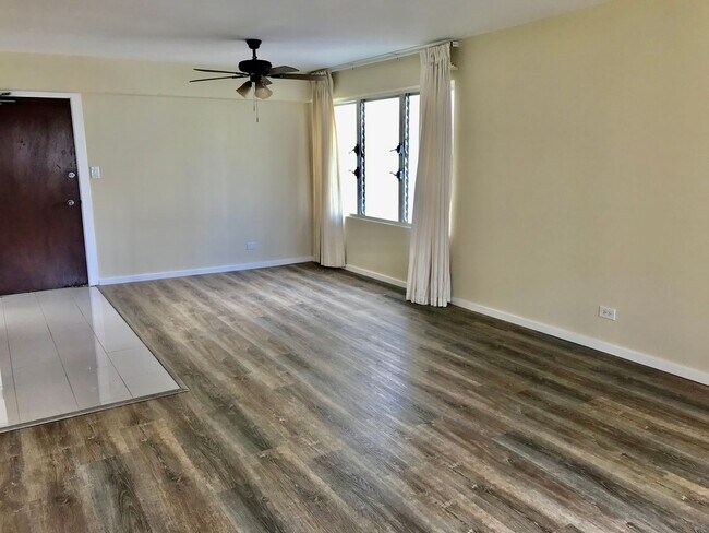 Foto del edificio - Kealani 2 Bdrm., 2 bath, 1 cov'd/sec'd Pkg. - Pool