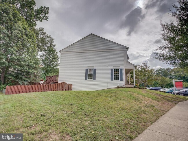 Foto del edificio - 3973 Blysdale Ln