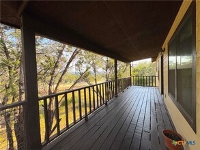 Building Photo - 776 Lookout Dr