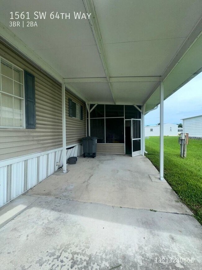 Building Photo - 1561 SW 64th Way