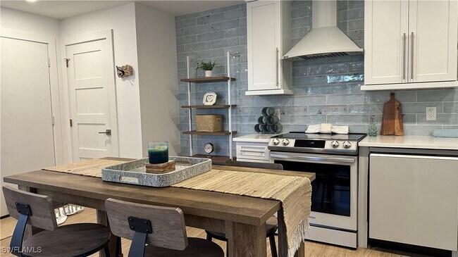 Foto del edificio - 780 10th Ave S