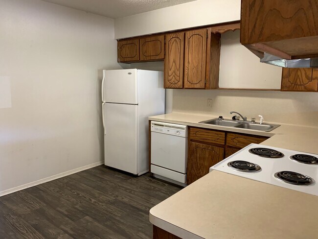 Foto del edificio - 208 E Sycamore Ln