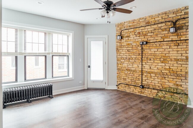 Foto del edificio - 6109 N Winthrop Ave